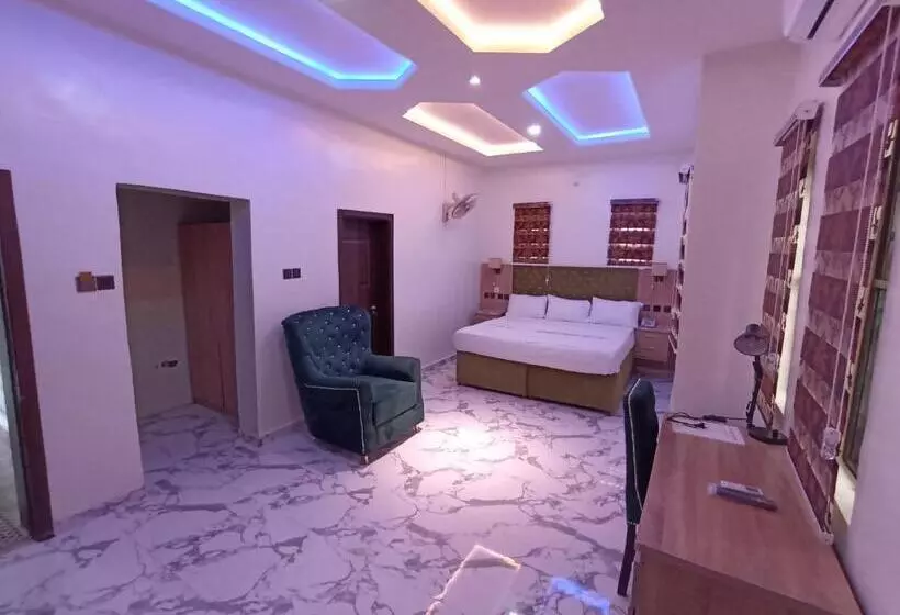 هتل Great God Guest House