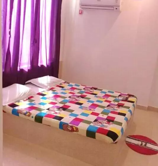 ホテル Sk Malvan