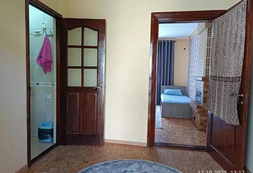 Injir Hostel