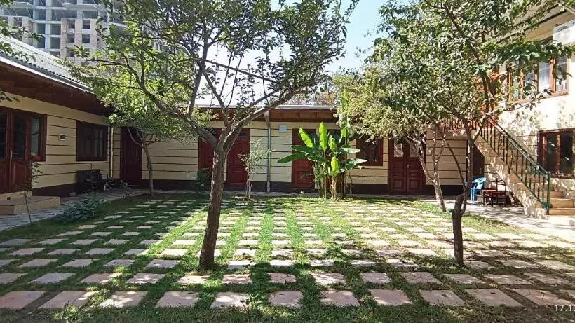 Injir Hostel