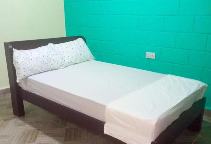 پانسیون Crown Villa Shanzu