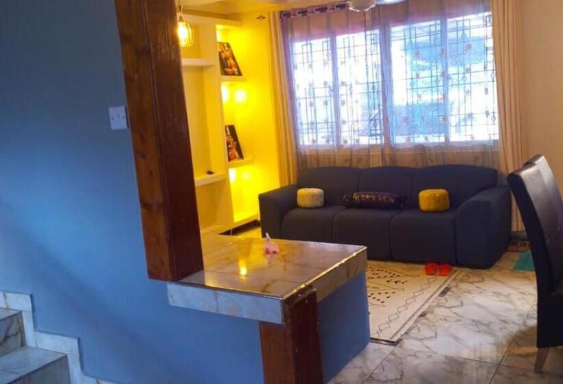 پانسیون Crown Villa Shanzu