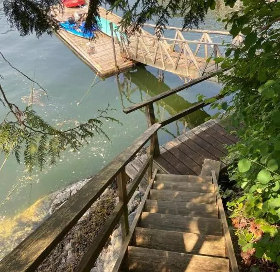 ペンション Guest Suite W/ Stunning Seaview And Dock
