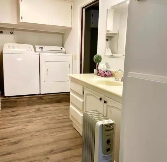ペンション Guest Suite W/ Stunning Seaview And Dock