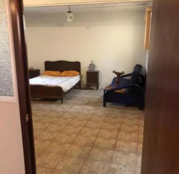 ペンション Habitacion Cerca Aeropuerto, Arena Vfg. Corredor Industrial, San Jose Del Castillo
