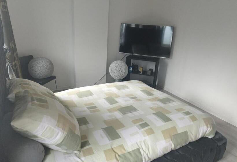 ペンション Maison De La Cité