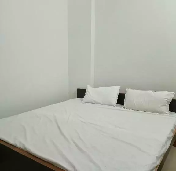 Majatalo Narayanam Guest House