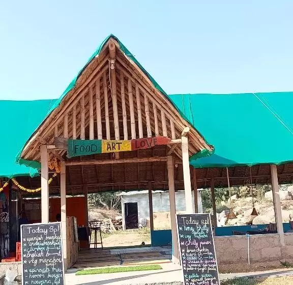 ペンション Nirvana Cafe Hampi