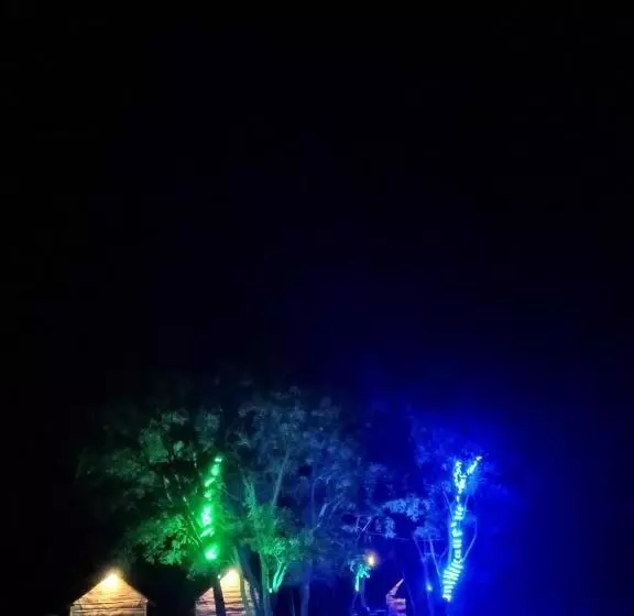 ペンション Nirvana Cafe Hampi