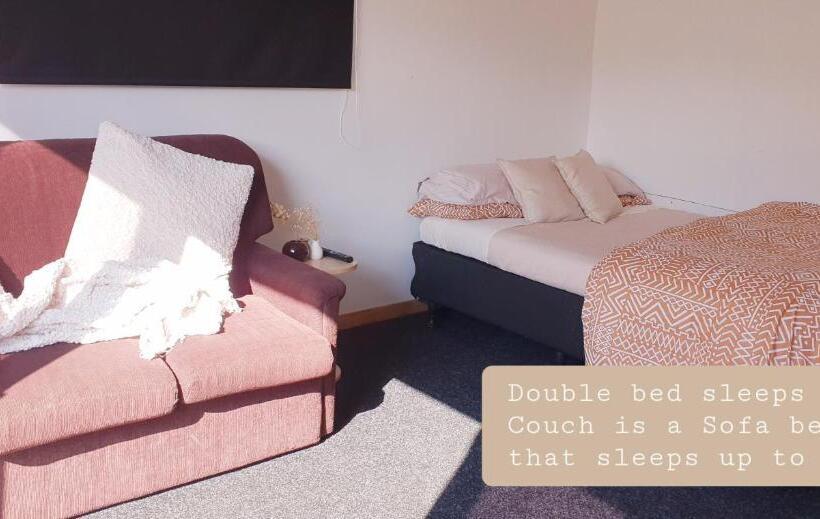 Pensionat Rotoruas Tiny Gem Bnb With Spa