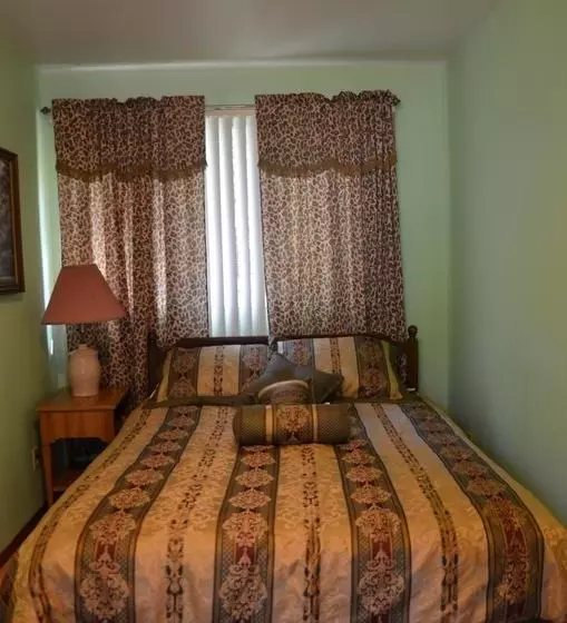 Deer Trail Motel