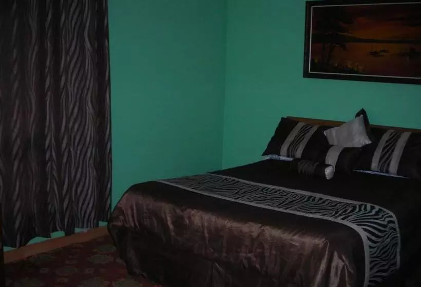 Deer Trail Motel