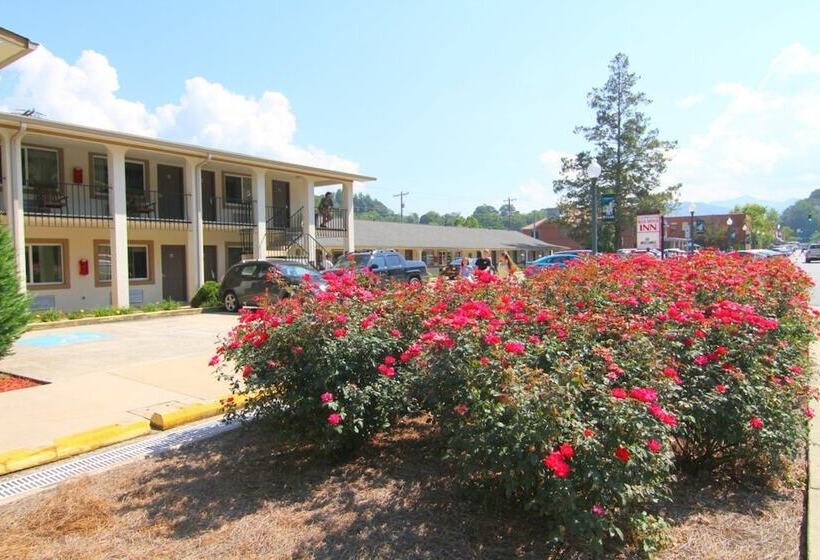 فندق Blue Ridge Inn