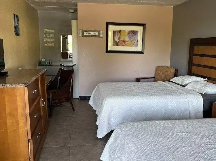 ホテル Budget Inn