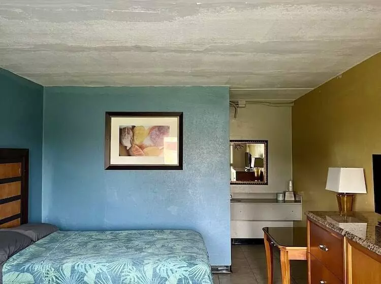 ホテル Budget Inn