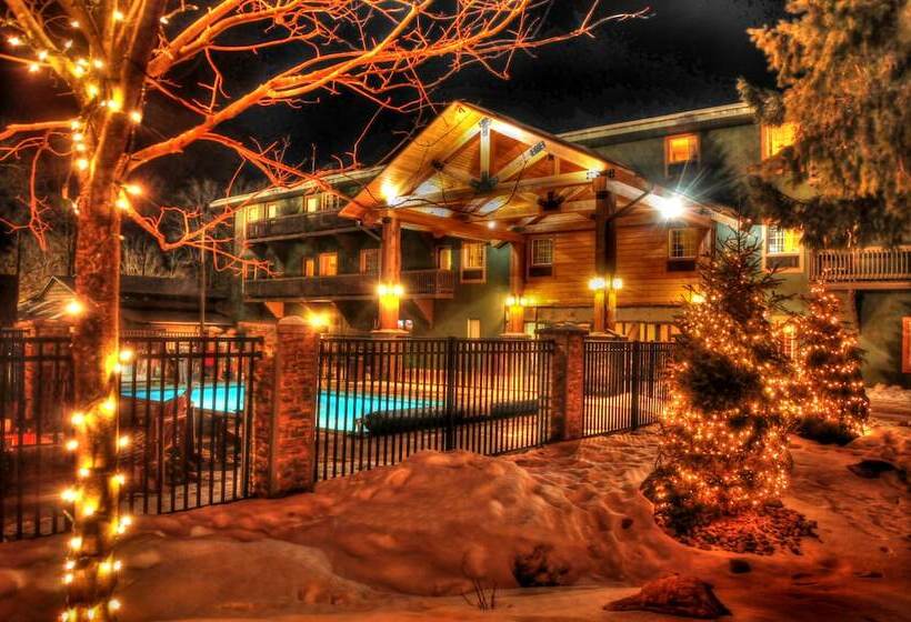 בית מלון כפרי Caberfae Peaks Ski & Golf Resort