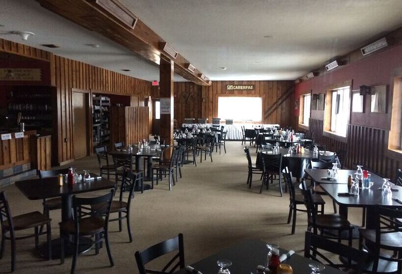 בית מלון כפרי Caberfae Peaks Ski & Golf Resort