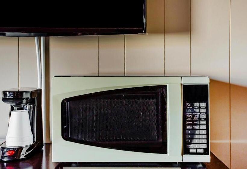 Отель Carolina Lodge