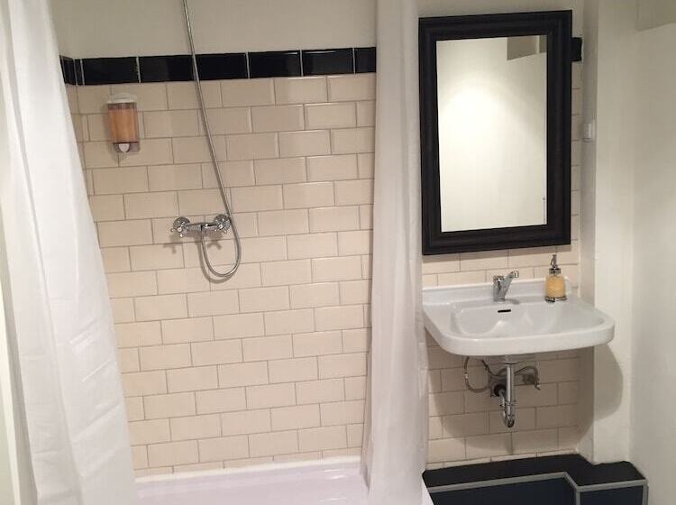 בית מלון כפרי Central Pension