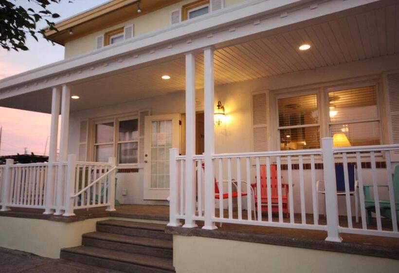 فندق Clarem Happy Days