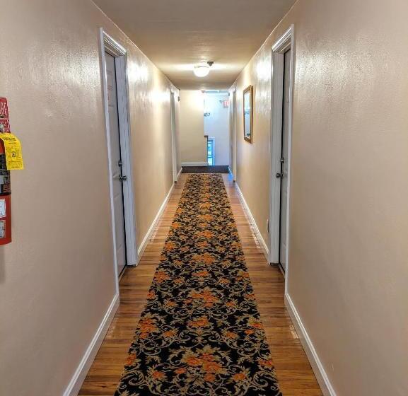 فندق Clarem Happy Days