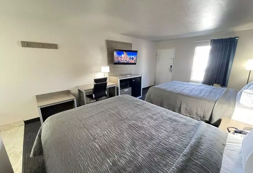 ホテル Excellent Inn & Suites