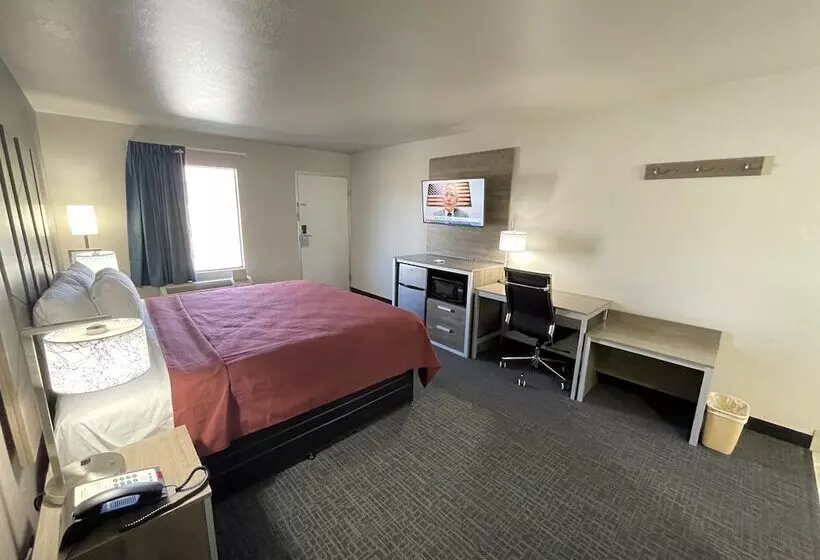 ホテル Excellent Inn & Suites