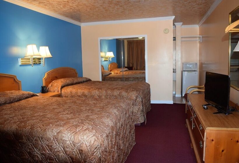 فندق Fort Eustis Inn