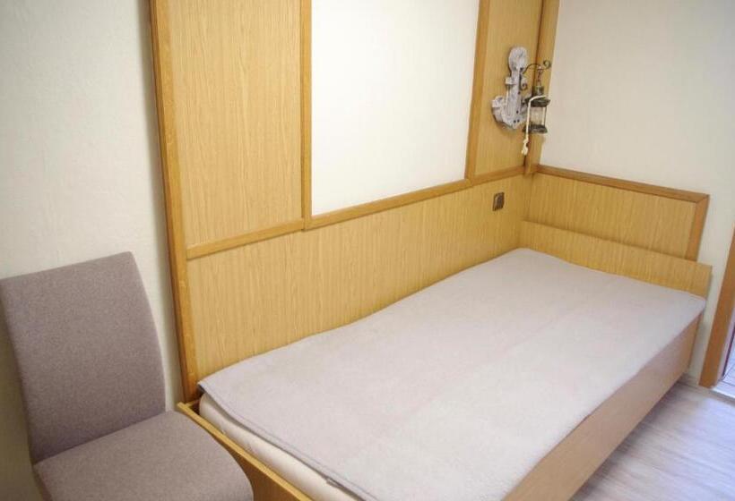 בית מלון כפרי Gasthof Zum Walfisch