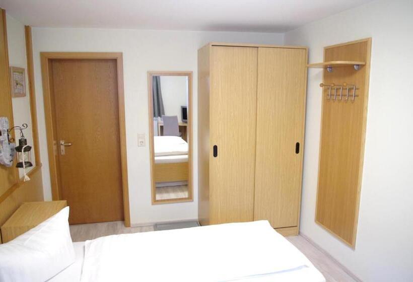 בית מלון כפרי Gasthof Zum Walfisch