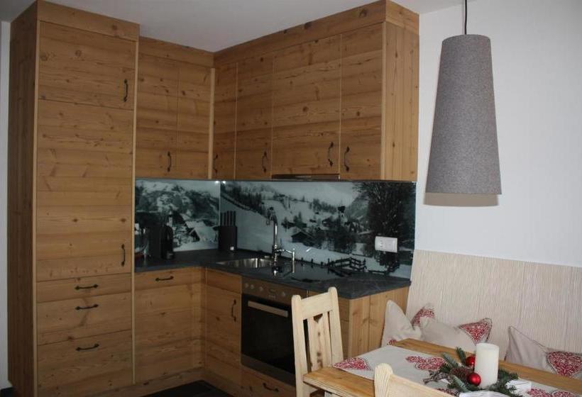 هتل Hallerwirt Homes