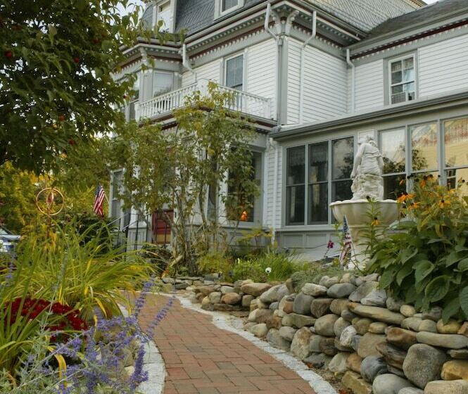 فندق Hartstone Inn