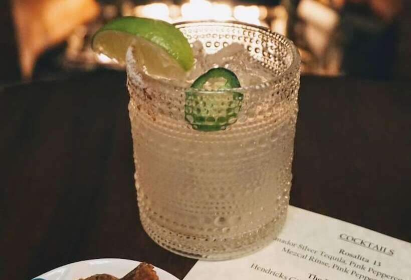 فندق Hartstone Inn