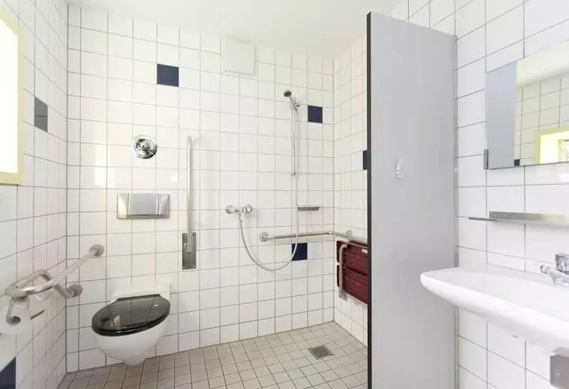 Hotelli Jugendherberge Aachen