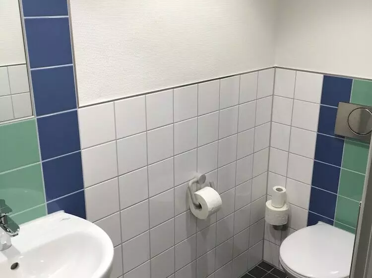Hotelli Jugendherberge Aachen