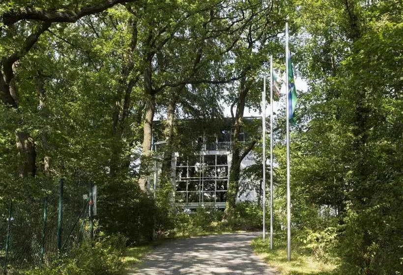 Hotelli Jugendherberge Aachen