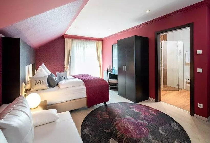 Kristallhotel Fettehenne
