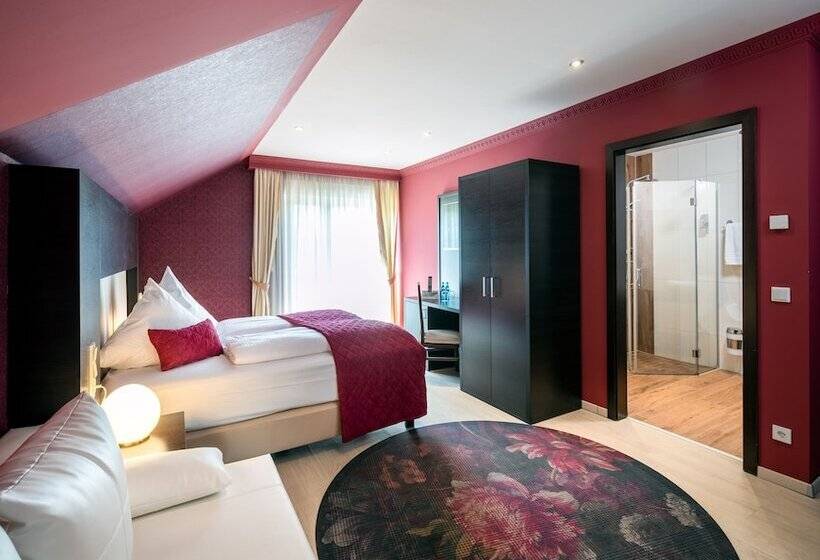 Kristallhotel Fettehenne