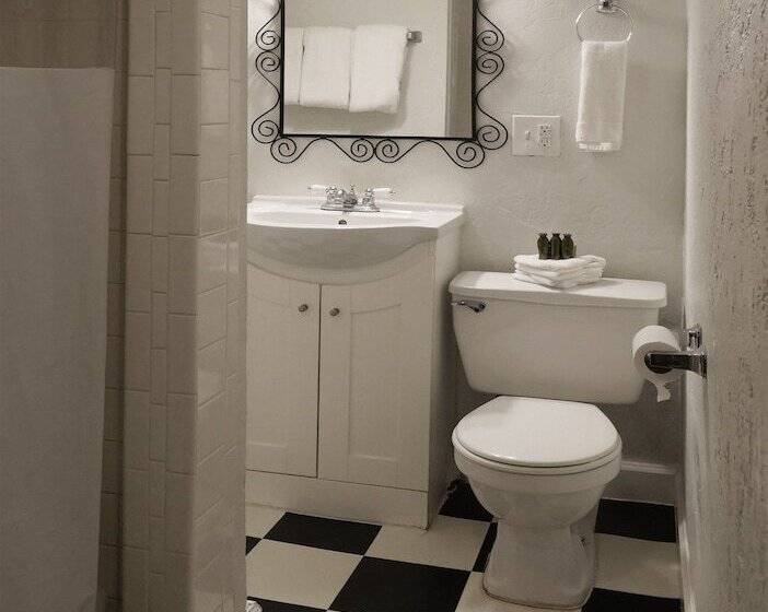 فندق Sabal Palms Inn