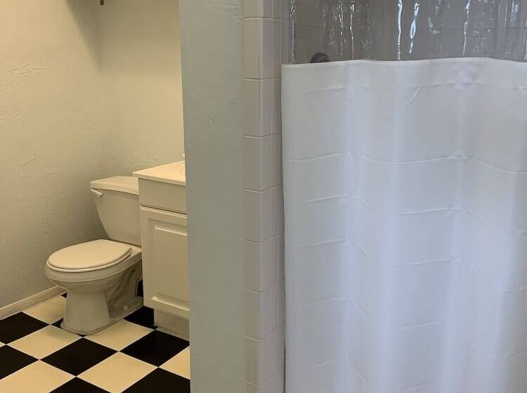 فندق Sabal Palms Inn