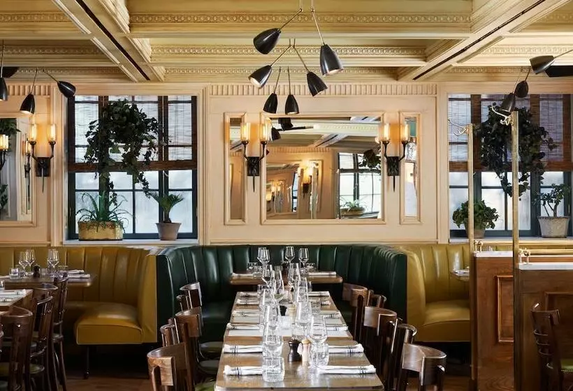 Hotelli The Marlton