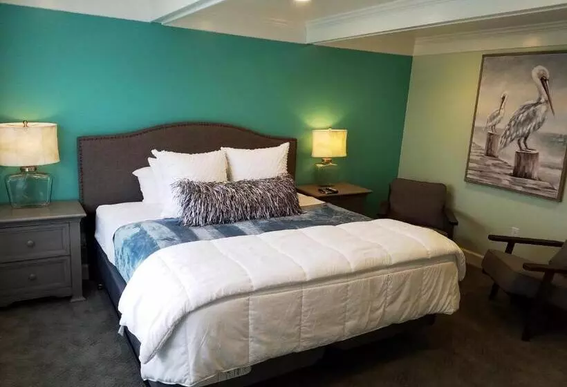 Hotelli The Seaside Oceanfront Inn