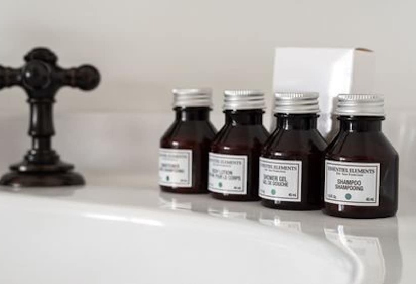 فندق The Whaler's Inn