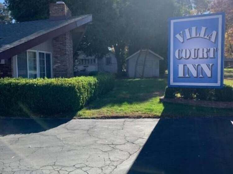 فندق Villa Court Inn Oroville