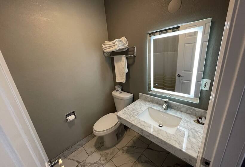 فندق Villa Court Inn Oroville