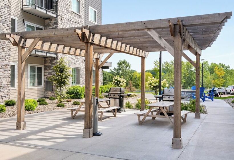 هتل Waterwalk Extended Stay By Wyndham Wichita