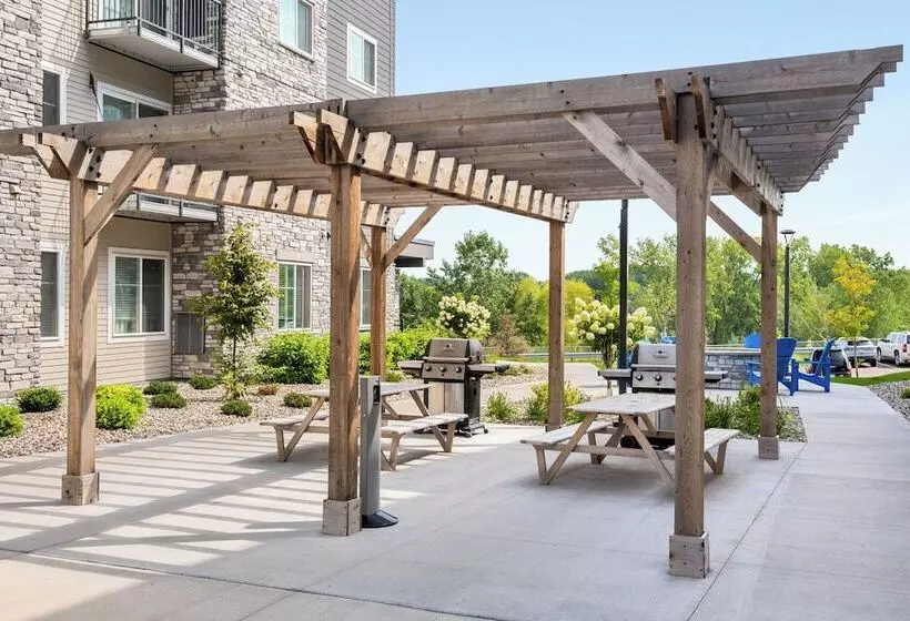 هتل Waterwalk Extended Stay By Wyndham Wichita