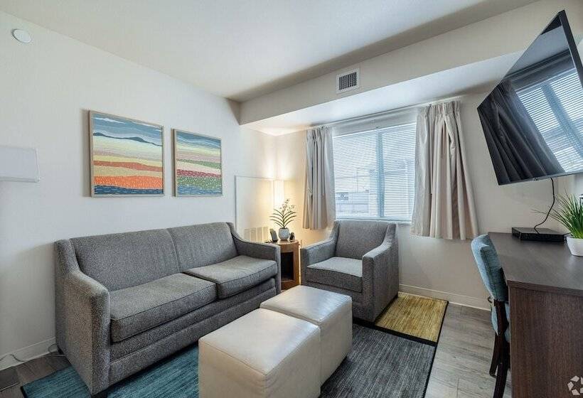 هتل Waterwalk Extended Stay By Wyndham Wichita