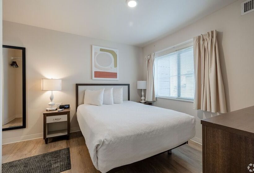 هتل Waterwalk Extended Stay By Wyndham Wichita