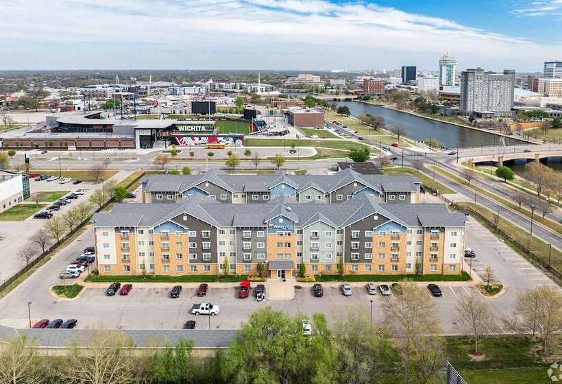 هتل Waterwalk Extended Stay By Wyndham Wichita